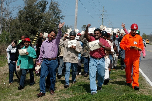 Workers March on Sig...