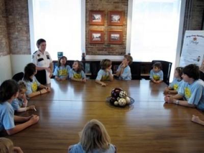 Drug Free Marshals Take the Pledge Tampa PD Community Affairs Liaison Swears In Youngsters